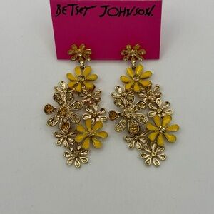 Betsey Johnson Yellow and Gold Flower Earrings